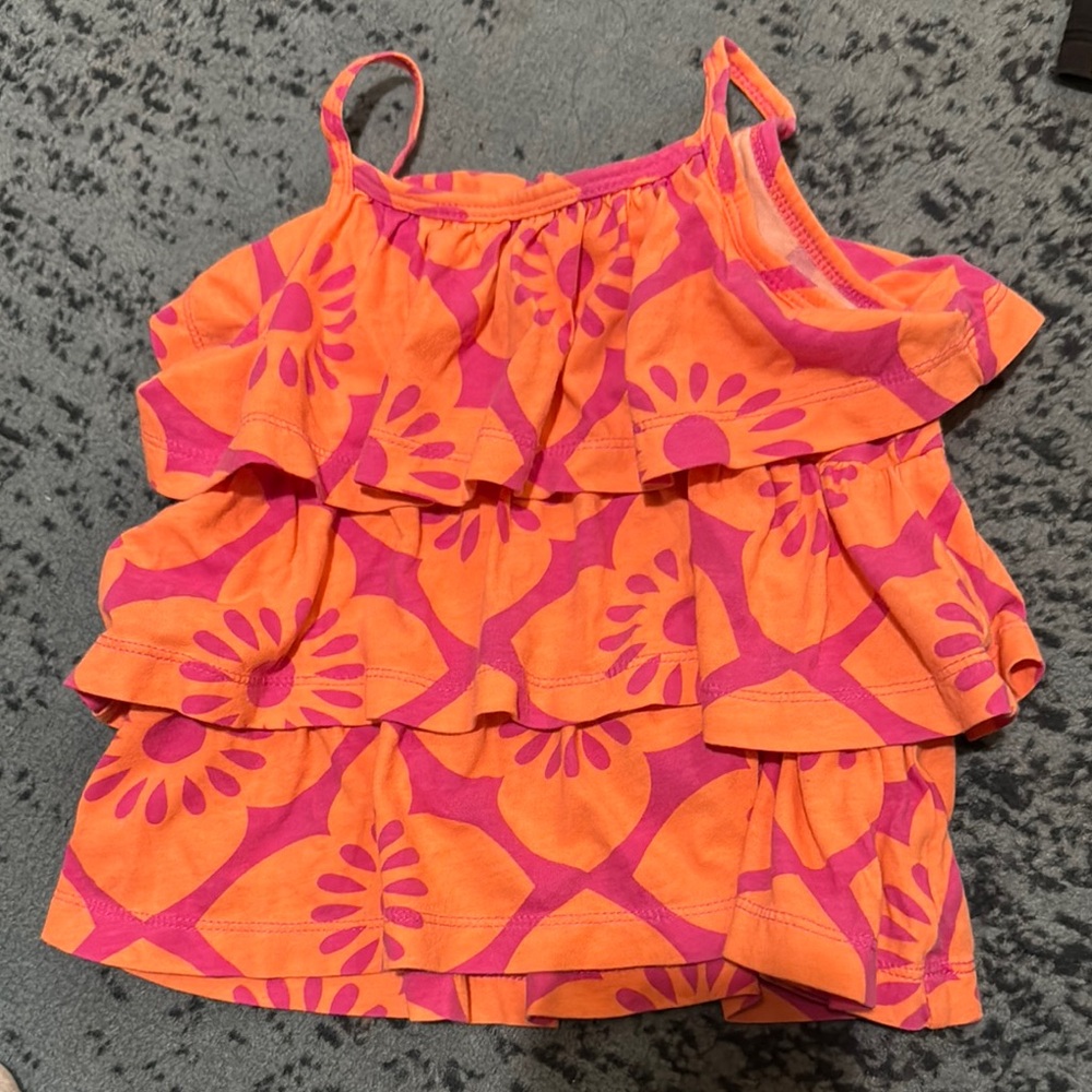 Kids shirts every day use can be used with shorts and it could be used withskirt